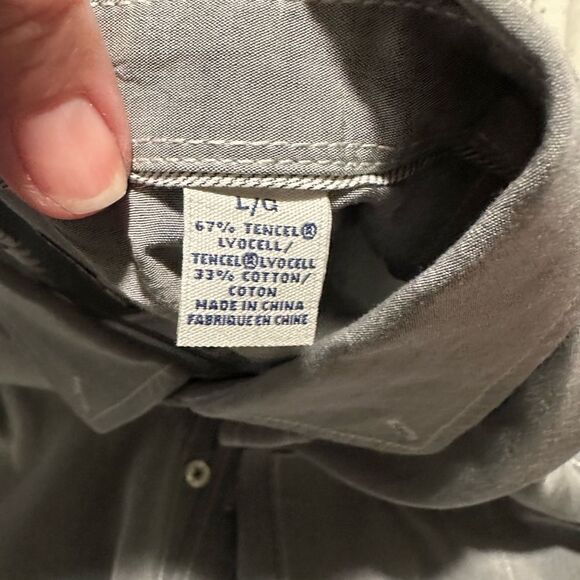 Tommy Bahama Gray & Peach Men's Shirt -Short Sleeve - Large Lot of 2 - Picture 4 of 10